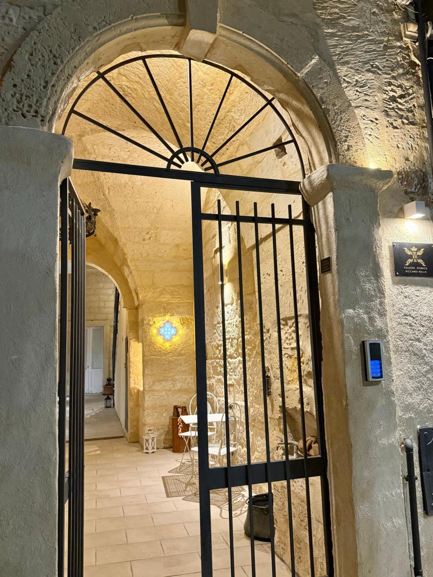 Ferienwohnung Palazzo Storico Riccardi Rollo San Cesario di Lecce Exterior foto
